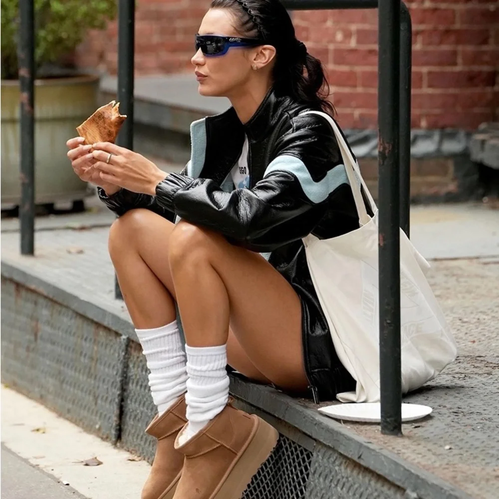 UGG CLASSIC MINI PLATFORM BOOTS NWT NIB Shoes chestnut - Picture 5 of 10